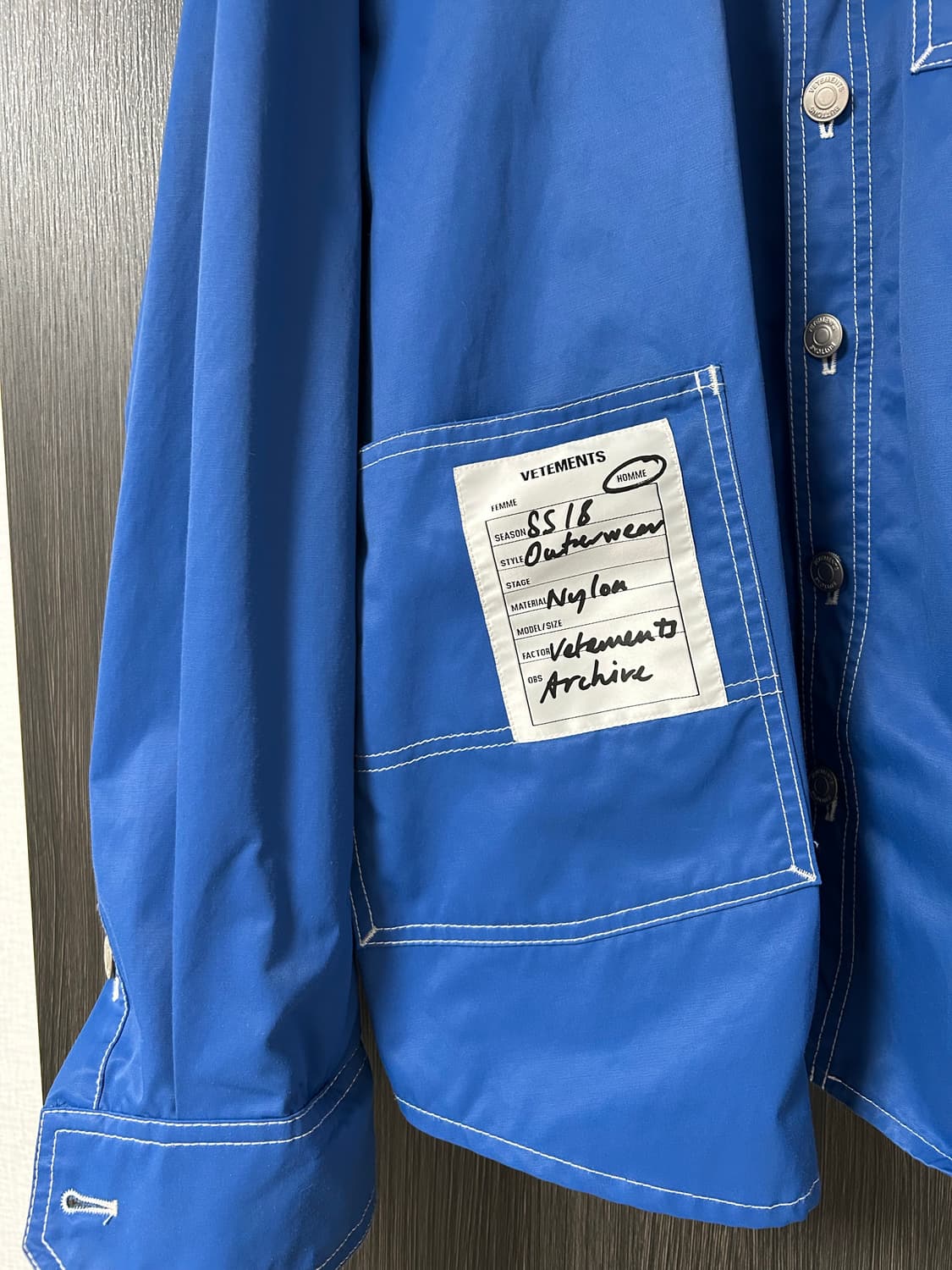 베트멍(VETEMENTS) 18SS 아카이브 패치 셔츠 블루 (S사이즈) 상품이미지4