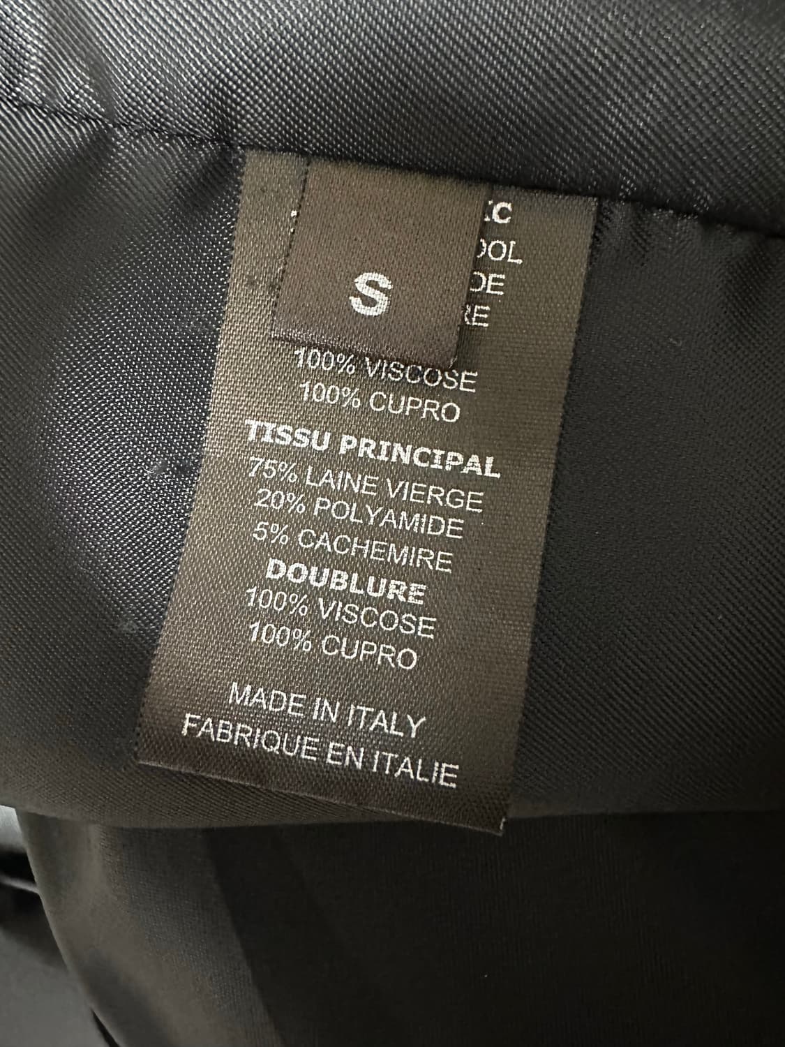 [S]베트멍 VETEMENTS 넥자수로고 멜튼울 코트 상품이미지5