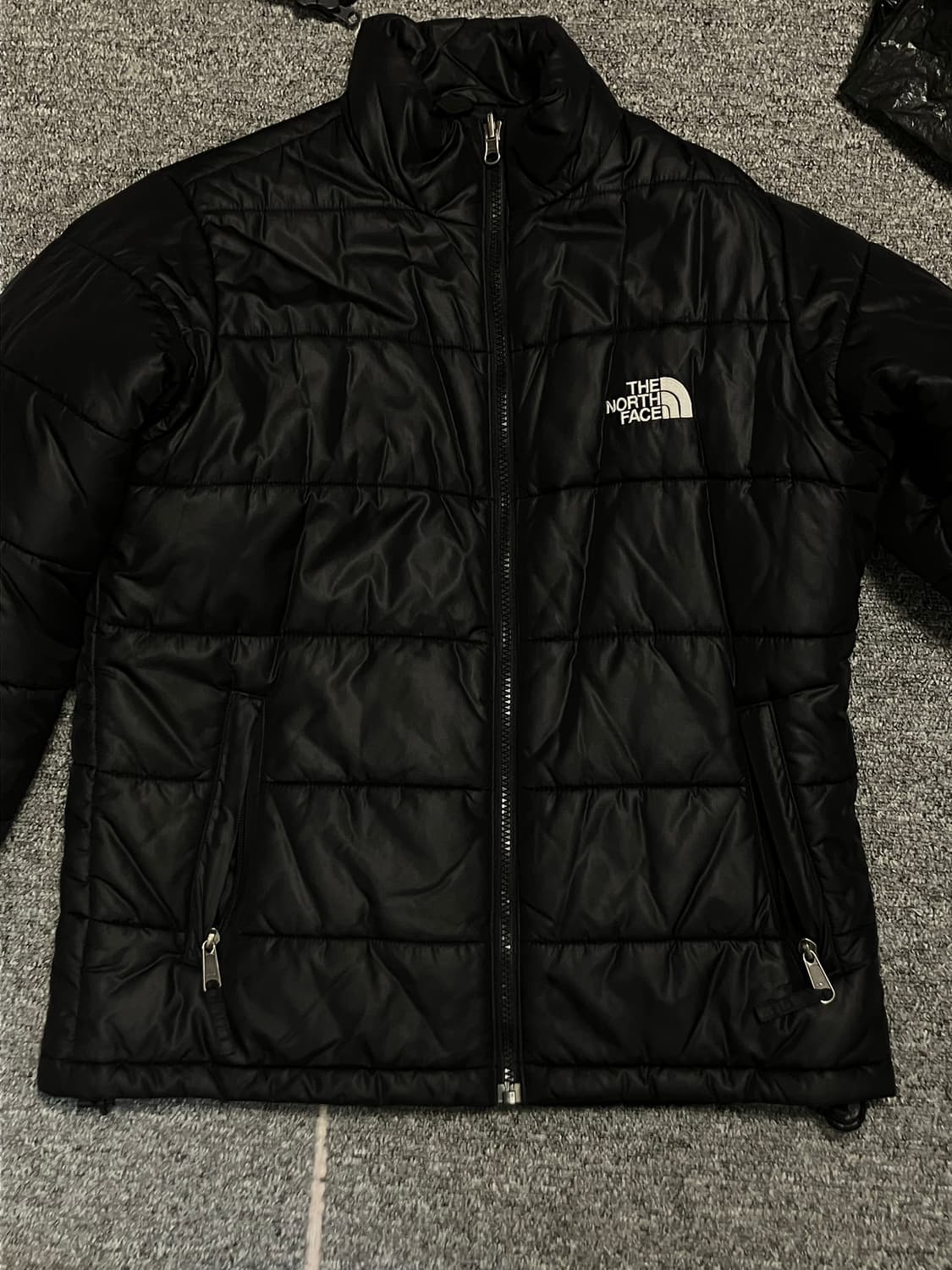 노스페이스 경량 패딩 팔아요 상품이미지1