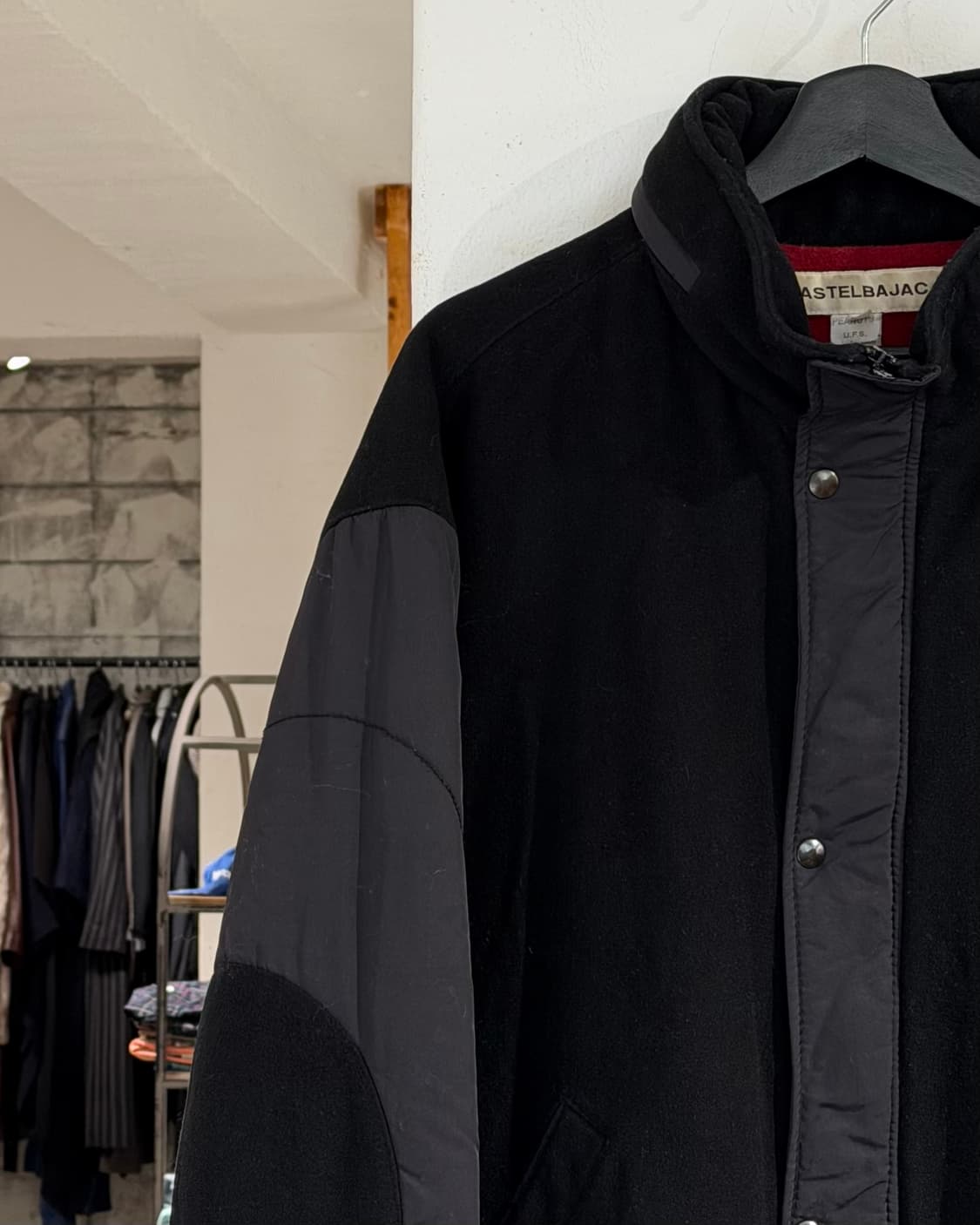 카스텔바작 x 피너츠 블랙 90s 스누피 울 자켓 상품이미지3