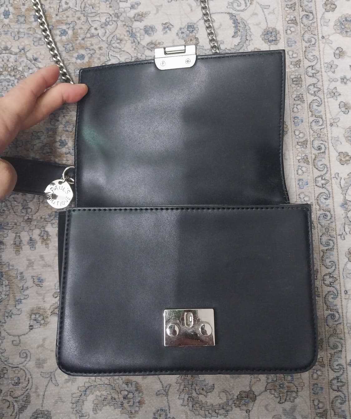 폴스부띠끄 블랙 체인 크로스백 상품이미지2