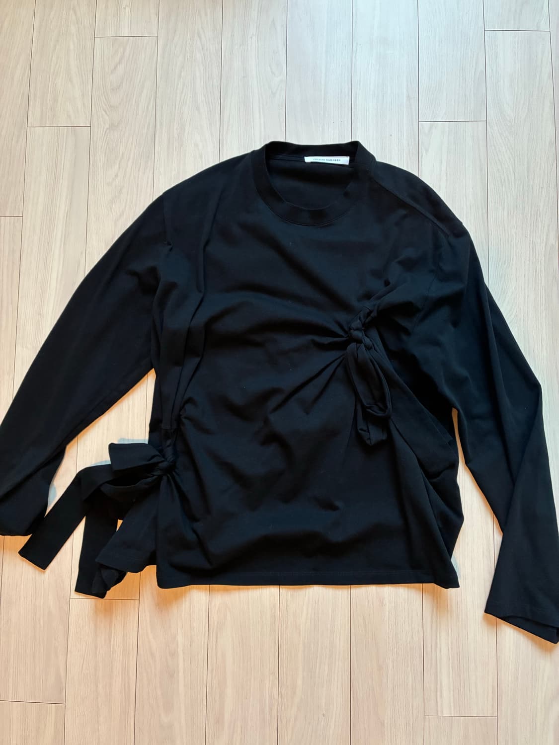 세실리에반센 Cecilie Bahnsen 검은색 탑 상품이미지1