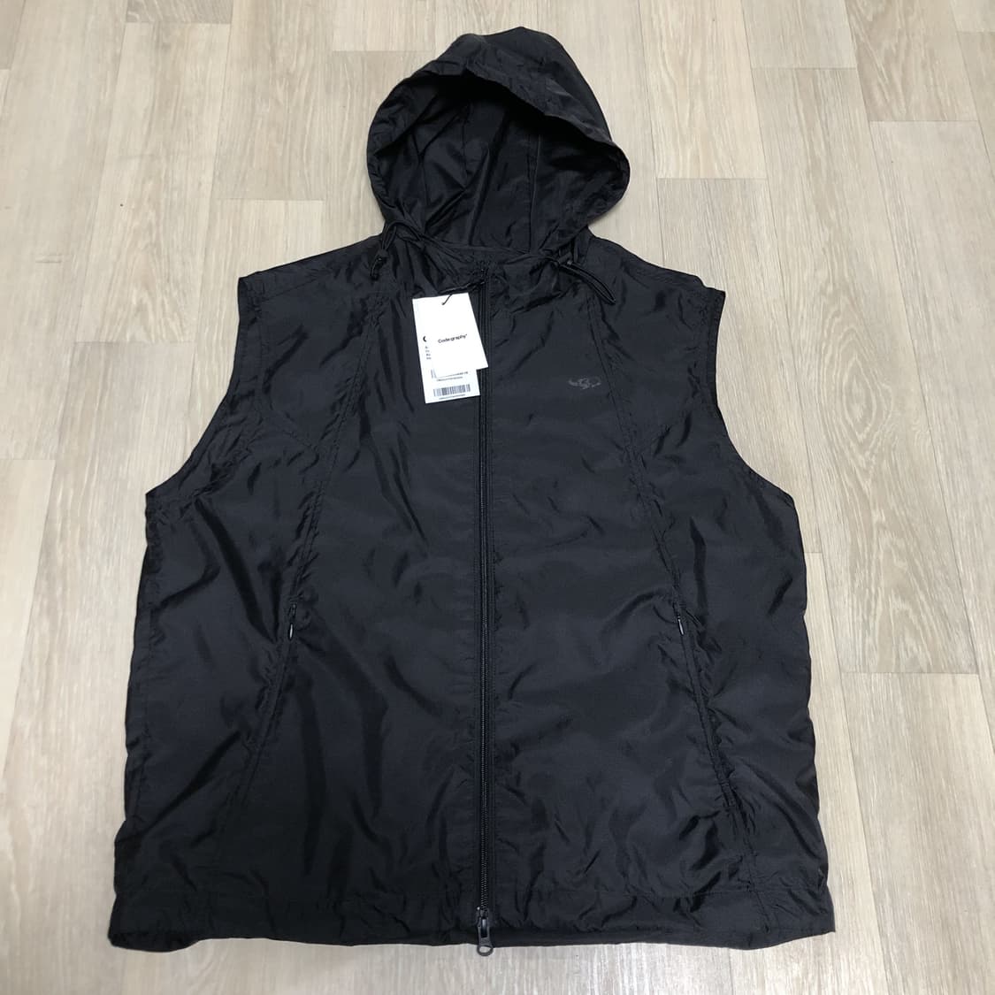 (M) 새상품 코드그라피 유틸리티 경량 후드 베스트 집업 블랙 상품이미지7