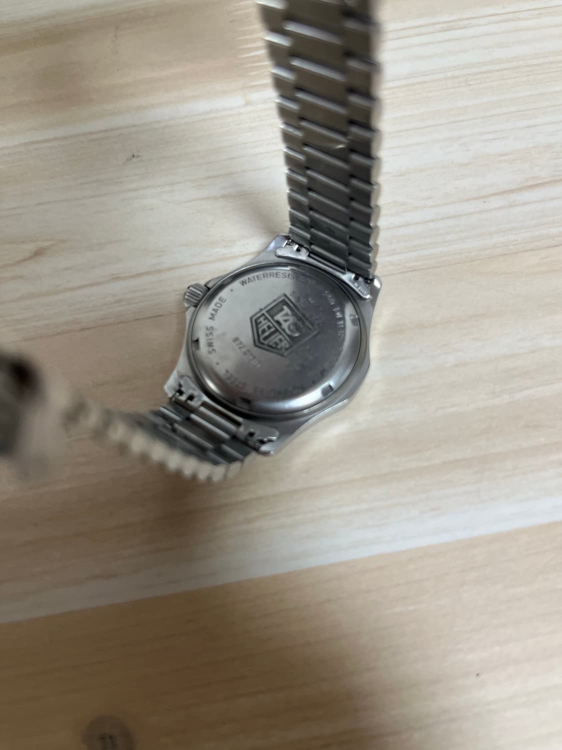 태그호이어 프로페셔널 쿼츠 상품이미지5