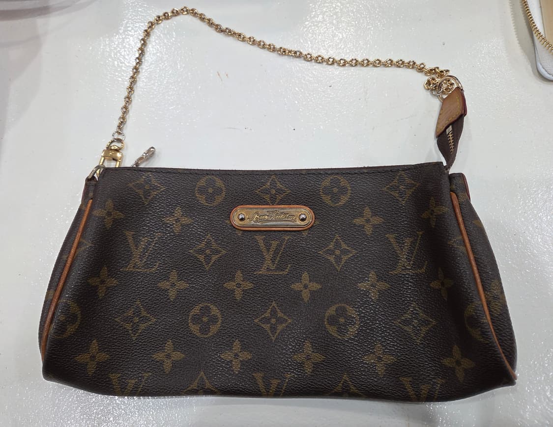 루이비통 모노그램 포쉐트 파우치 가방
 상품이미지1