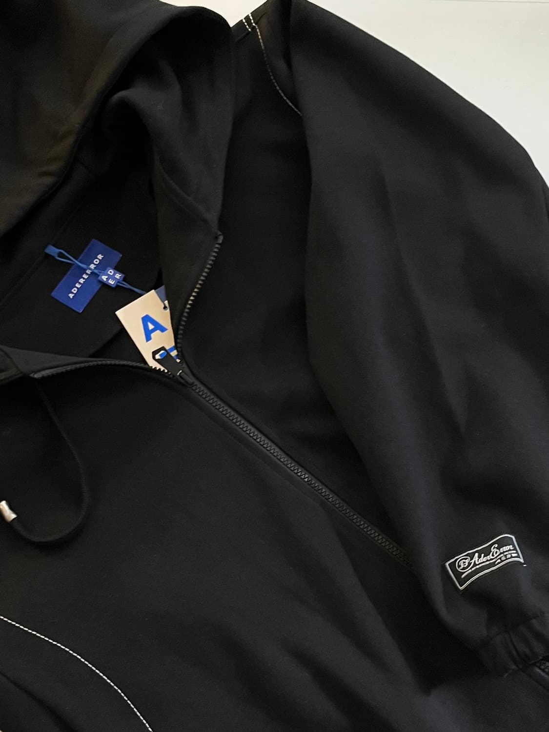 아더에러 집업 상품이미지1