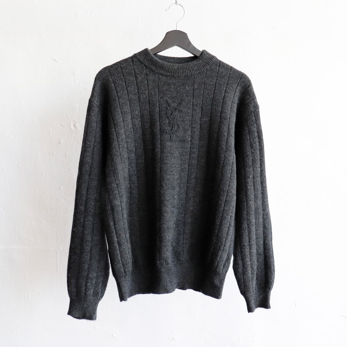 YVES SAINT LAURENT 상품이미지1