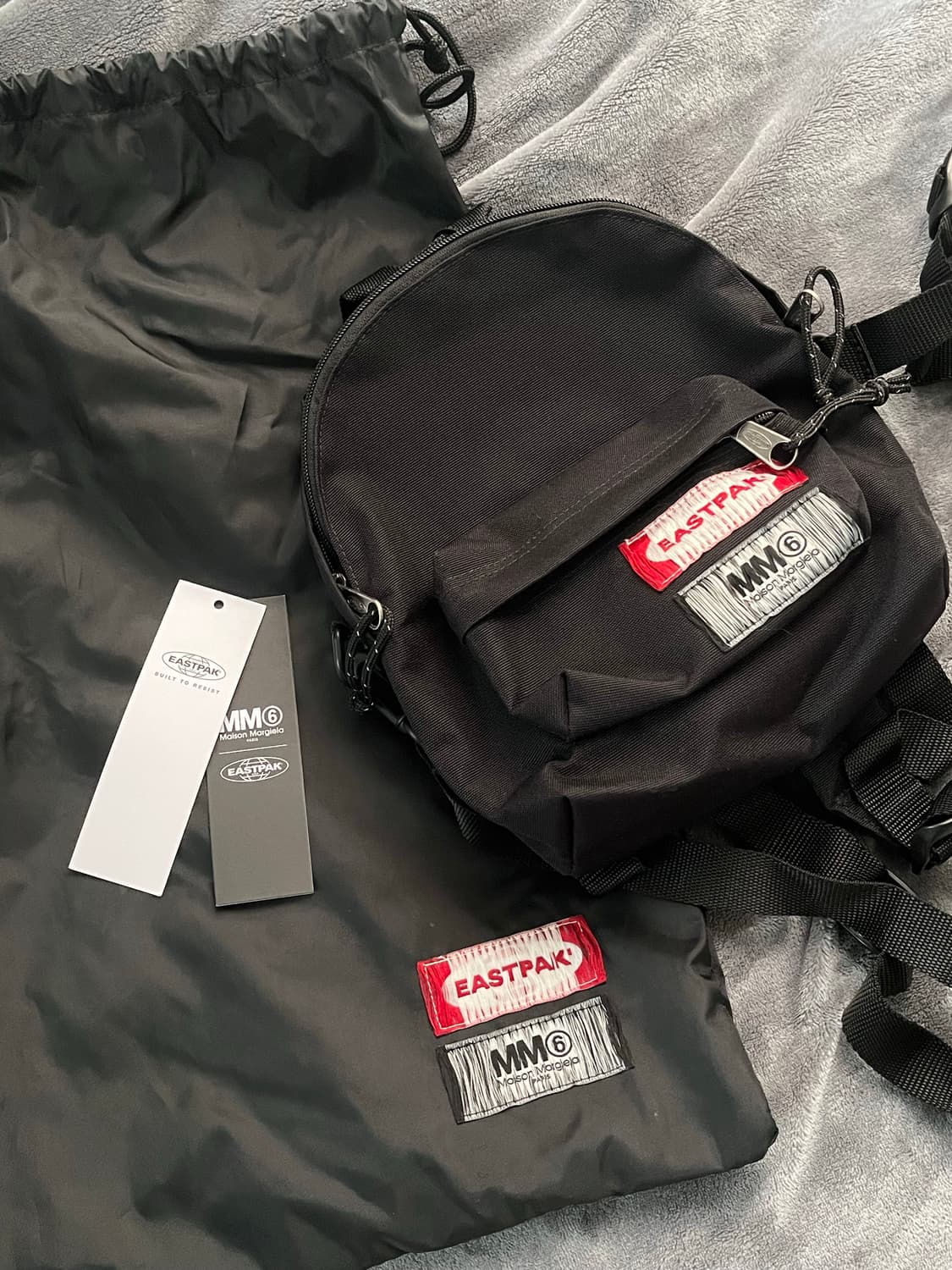 MM6 메종 마르지엘라x이스트팩 미니 숄더백 블랙 상품이미지1