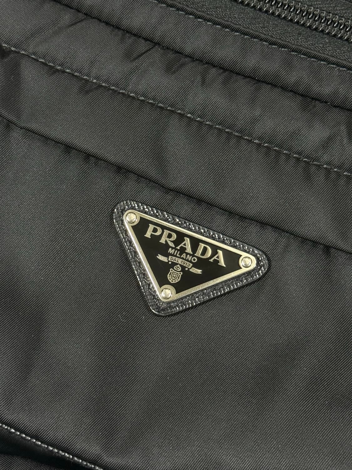 2024 프라다 리나일론 바이커백 스몰 상품이미지5