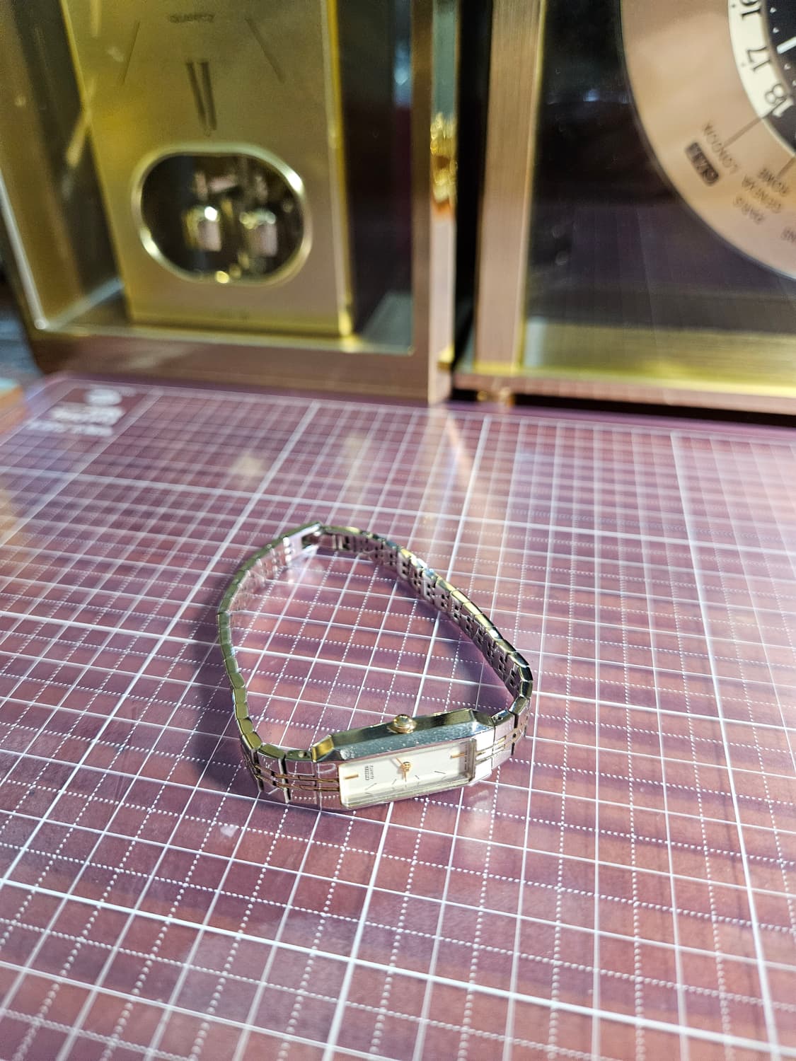 시티즌 CITIZEN 빈티지 여성용 빈티지 팔찌형 쿼츠 손목시계 상품이미지4