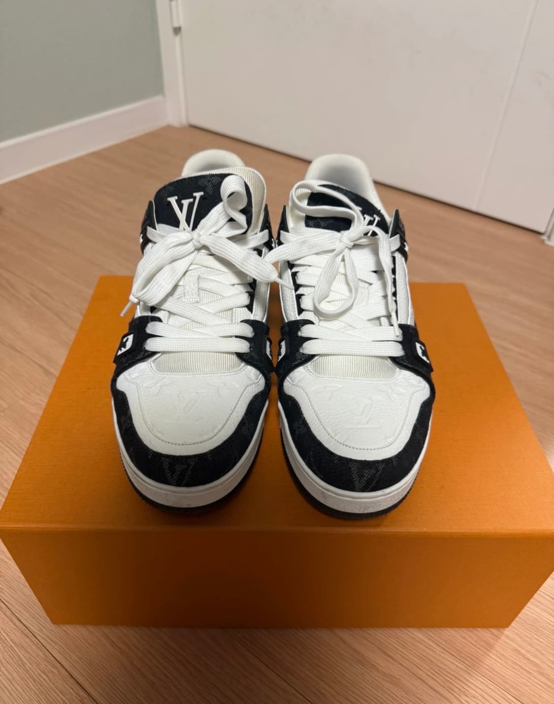 루이비통 트레이너 8.5 상품이미지2