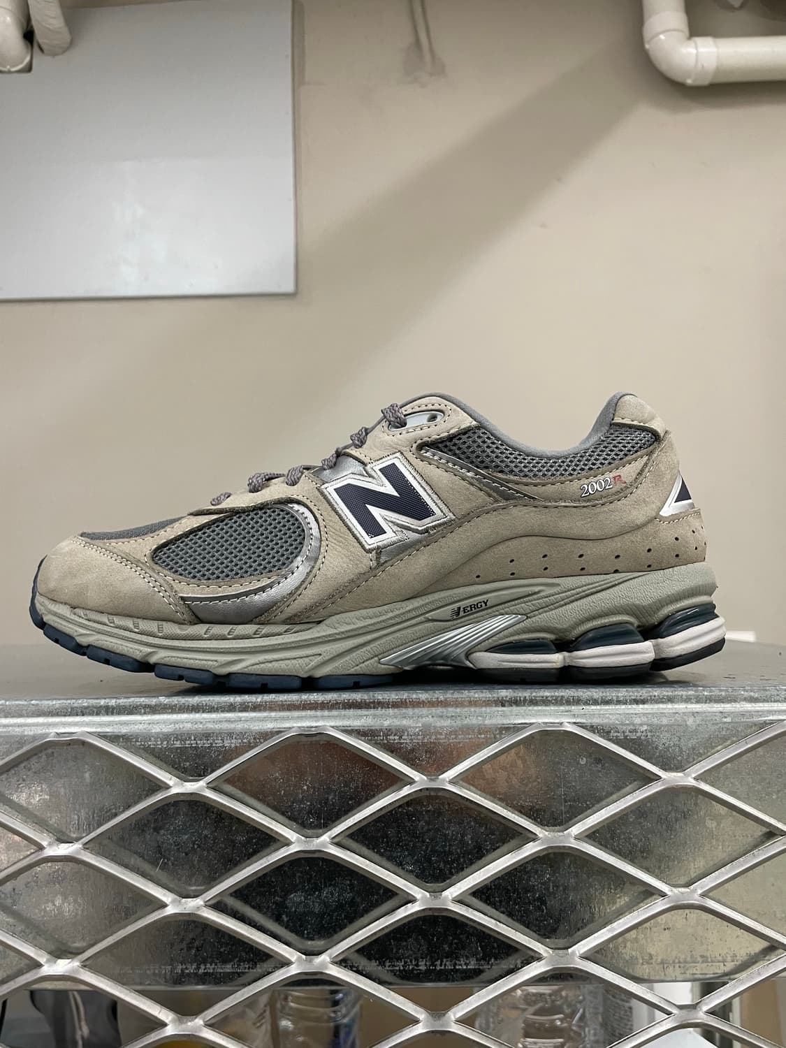 뉴발란스 2002R 그레이 255 (gr-4765) 상품이미지1