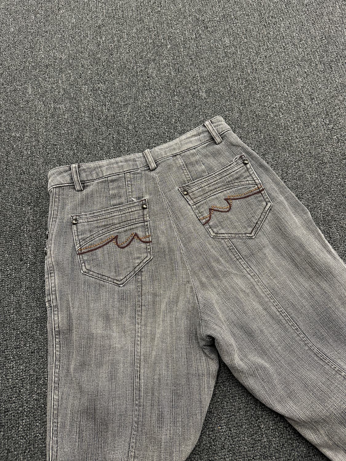 26) 재패니즈 빈티지 그레이 워싱 부츠컷 데님팬츠 상품이미지5