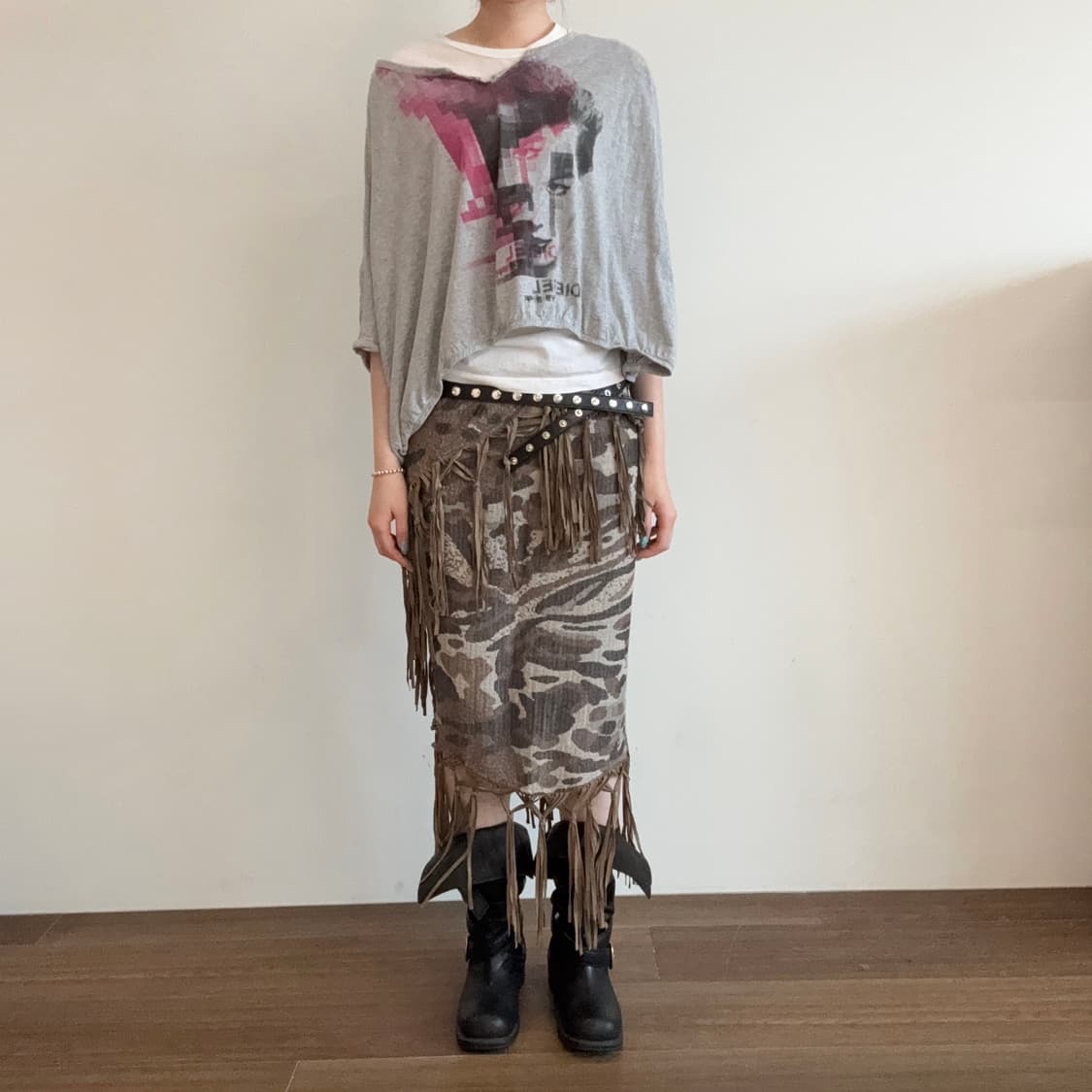 Diesel Pixel Glitch Portrait Cropped Bat 상품이미지1