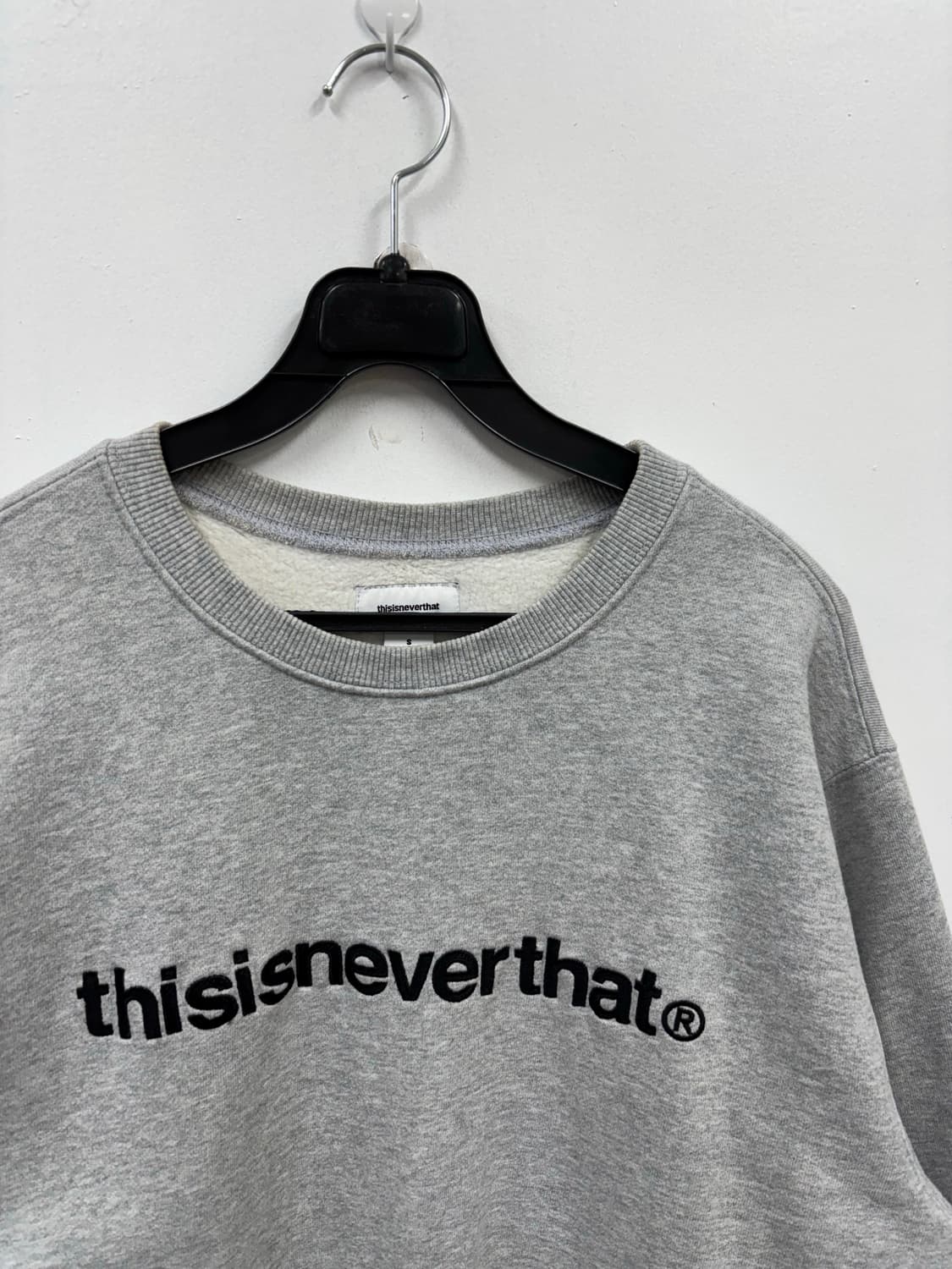 디스이즈네버댓 맨투맨 상품이미지2