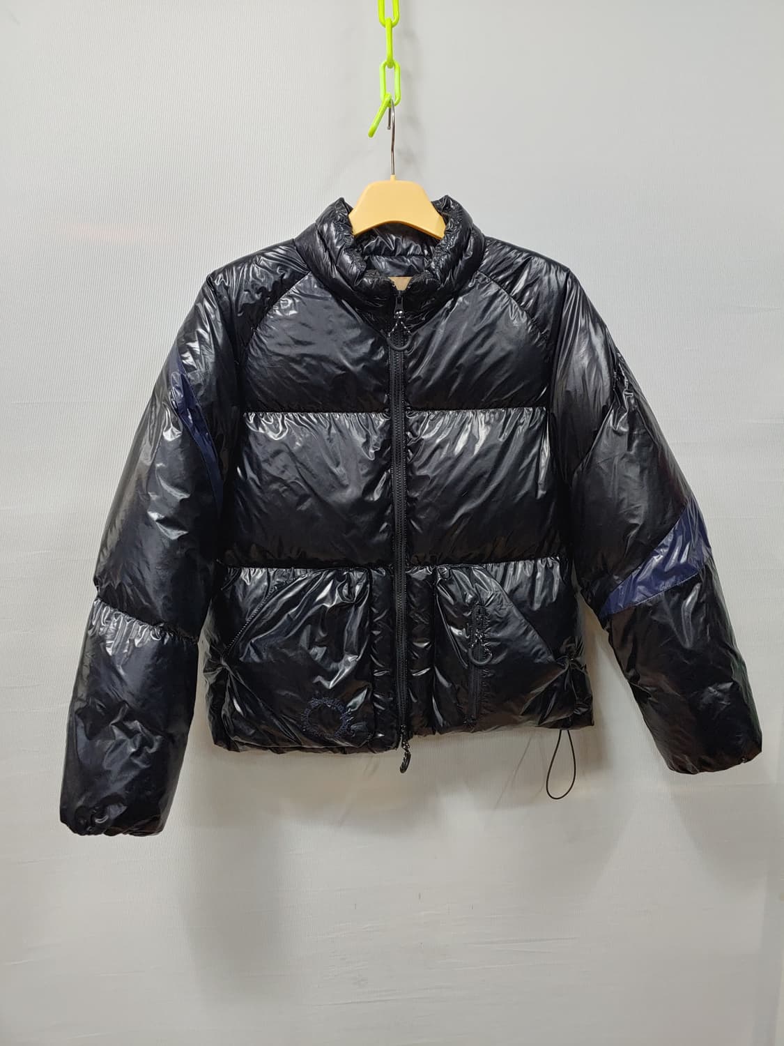 마땡킴 광택 숏 패딩 점퍼 F 상품이미지1