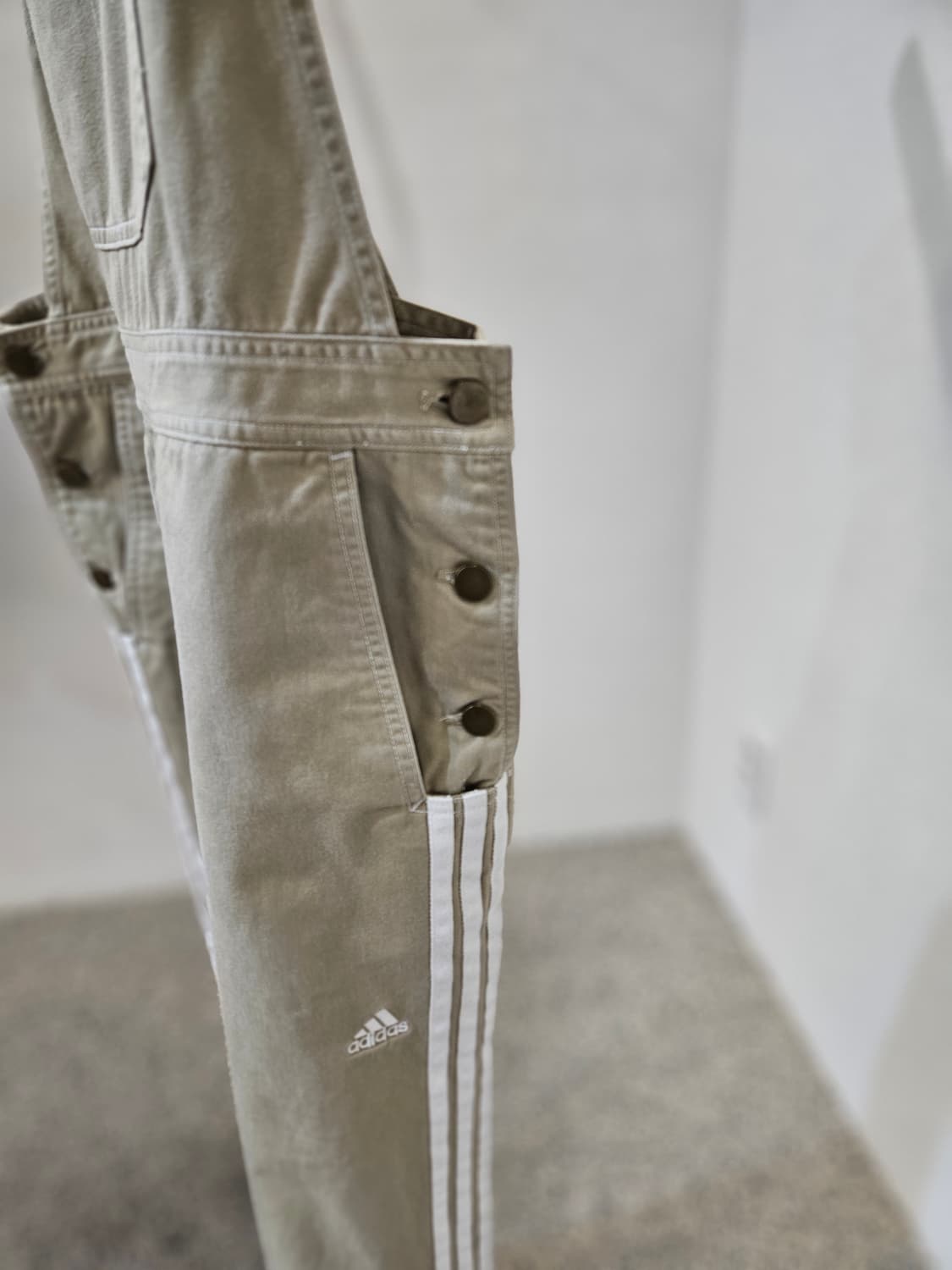 아디다스 삼선 오버롤 팬츠 상품이미지3