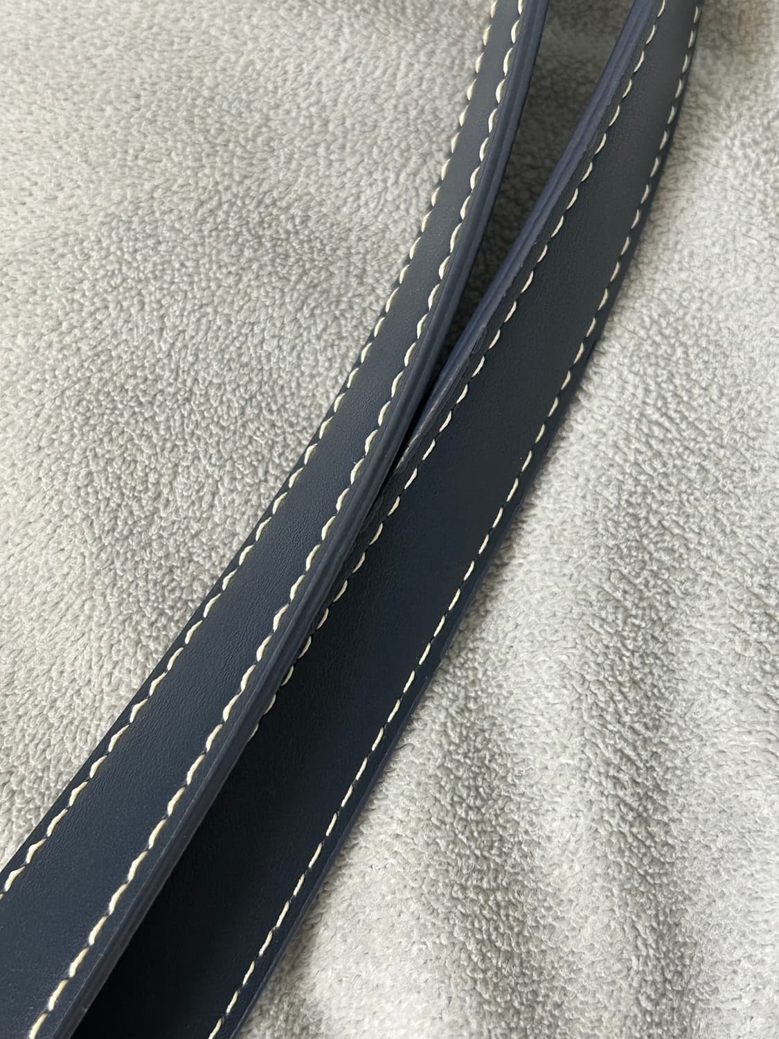 마뗑킴 패브릭 뉴 쇼퍼백 네이비 보부상백 상품이미지4