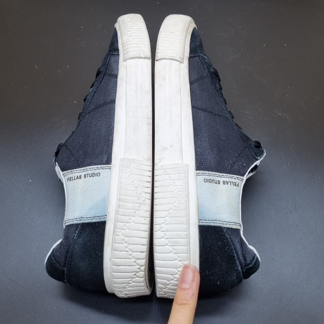 필라스스튜디오 블랙 남성스니커즈270  상품이미지5