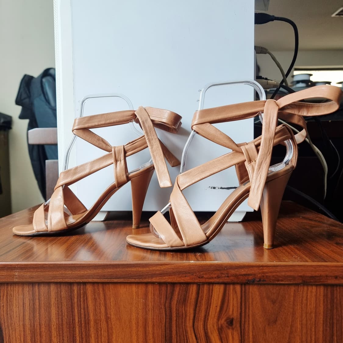 발리 Bally 양가죽100% 샌들 힐 하이힐 구두 슈즈 (230/36) 상품이미지1