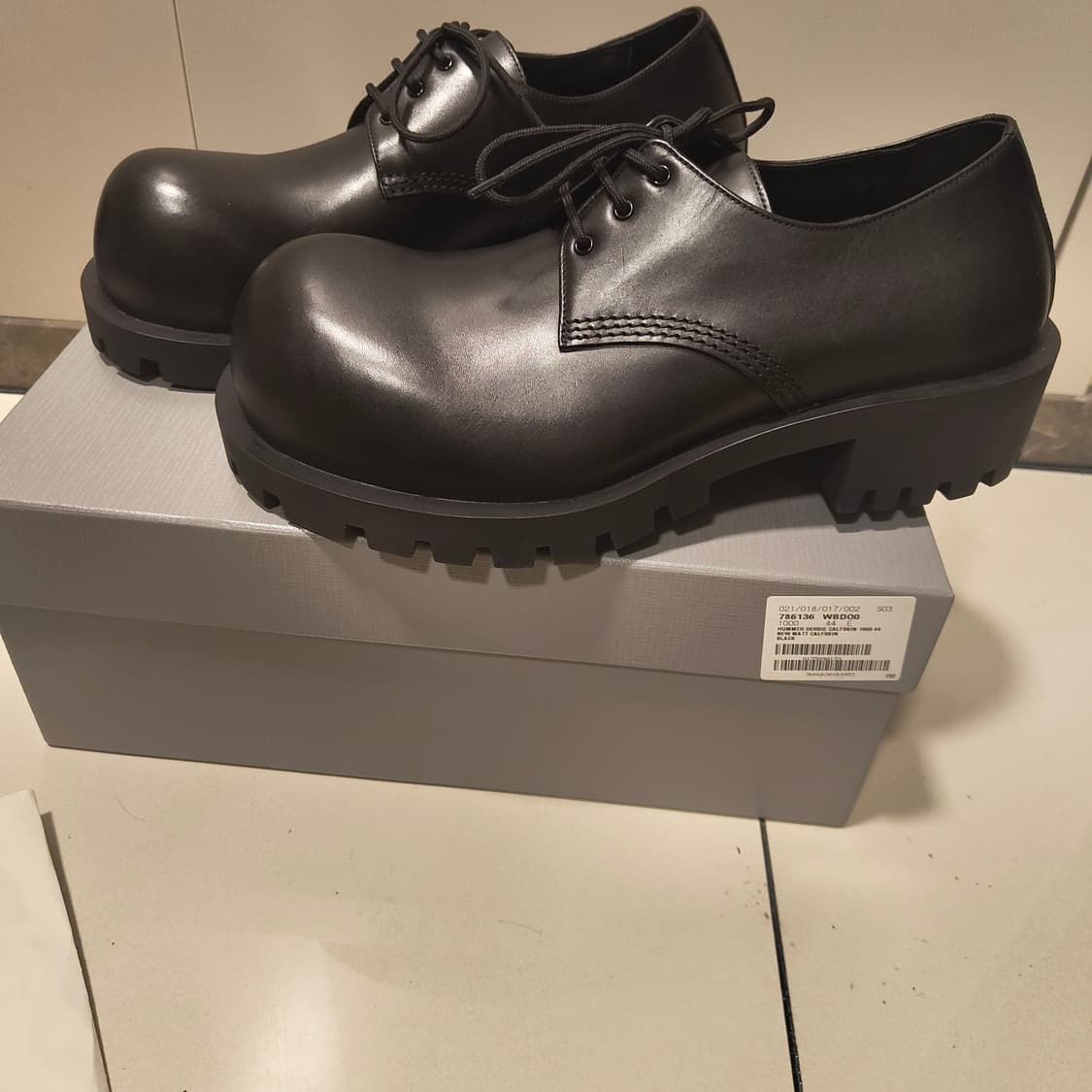 발렌시아가 허머 더비 44 상품이미지2