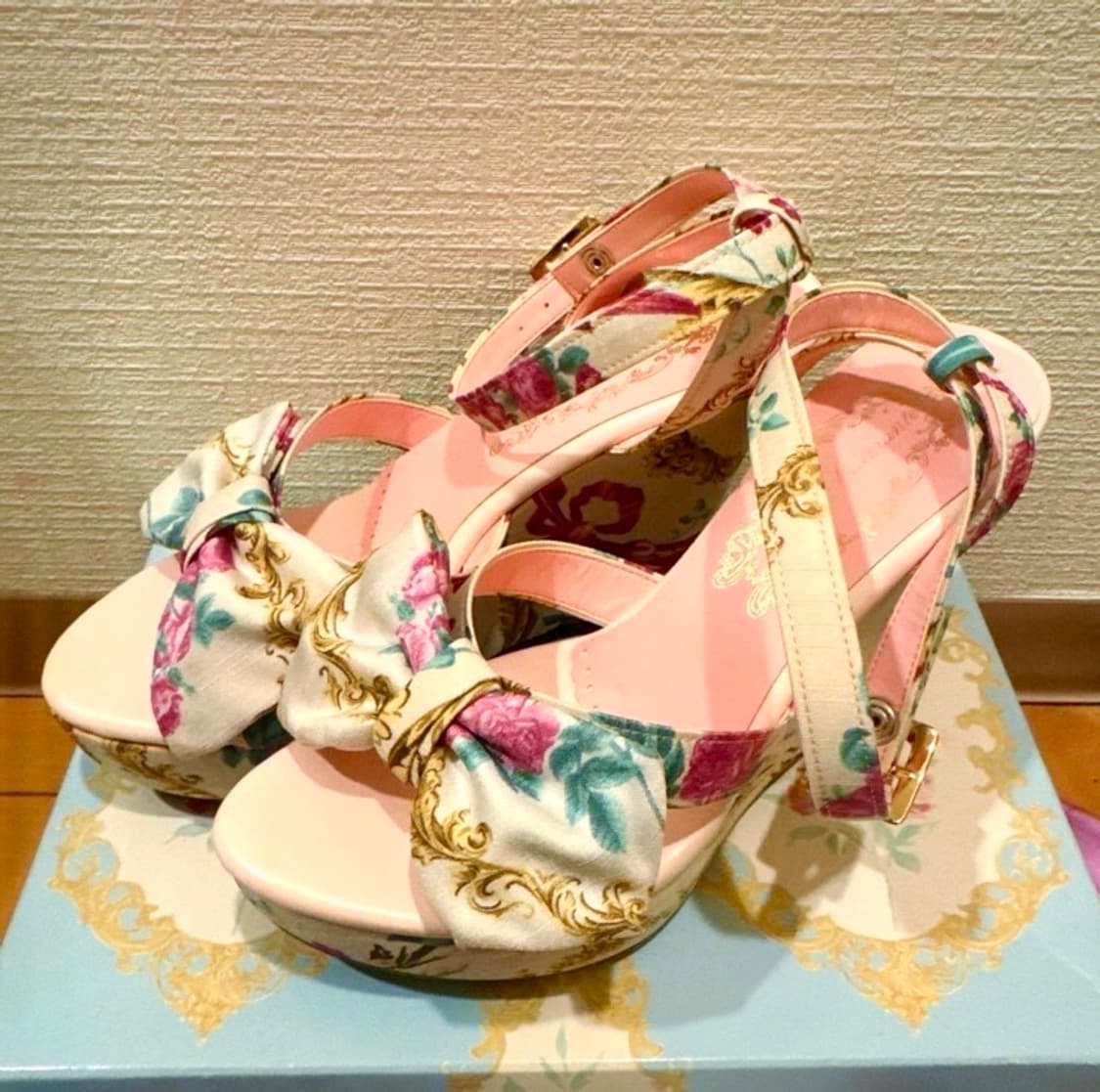 JESUS DIAMANTE 지저스 디아망떼 리본 펌프스 하이힐 샌들 상품이미지1