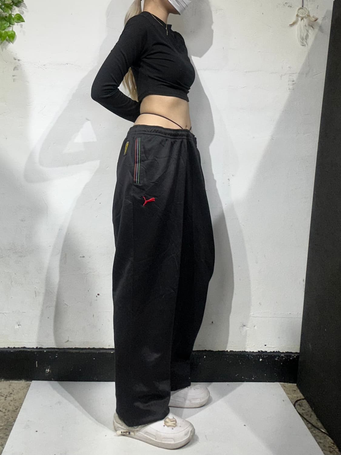 푸마 블랙 페라리 콜라보 와이드 트레이닝 팬츠 추리닝 바지 L 상품이미지1