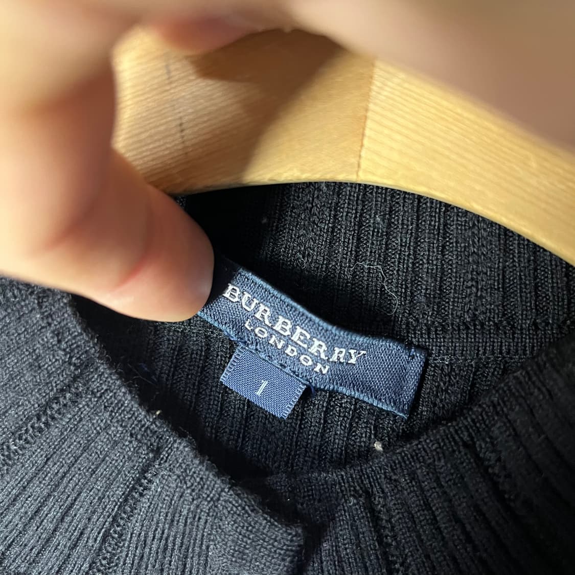 [Burberry] 버버리런던 고딕레이스 슬림 니트 상품이미지5
