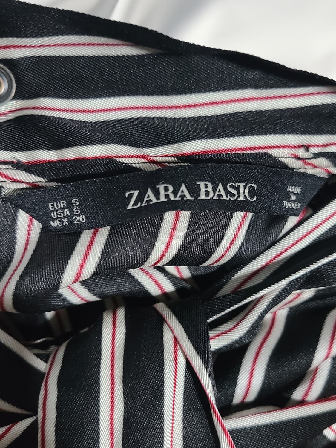 ZARA BASIC 자라 하이넥 리본 타이 스트라이프 블라우스 (S) 상품이미지3