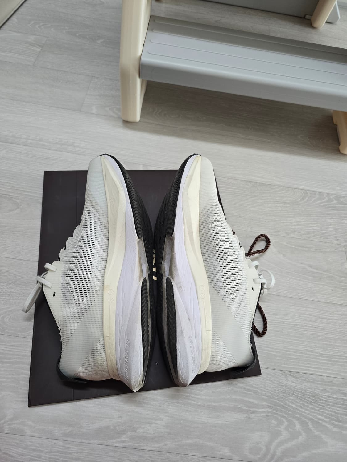 아디다스 아디제로 보스턴12 화이트 270사이즈 상품이미지2