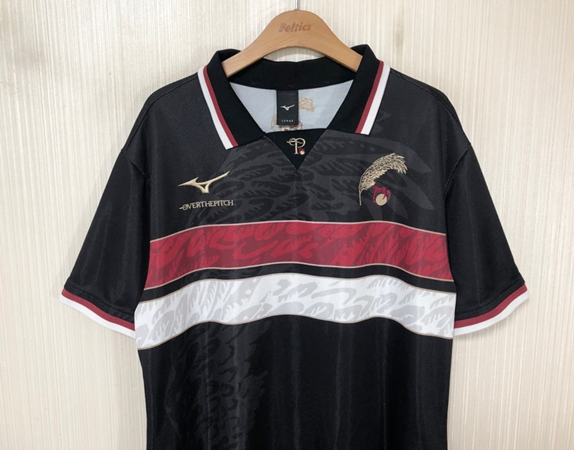 미즈노X오버더피치 콜라보 모렐리아 40주년기념 풋볼져지 L 상품이미지2