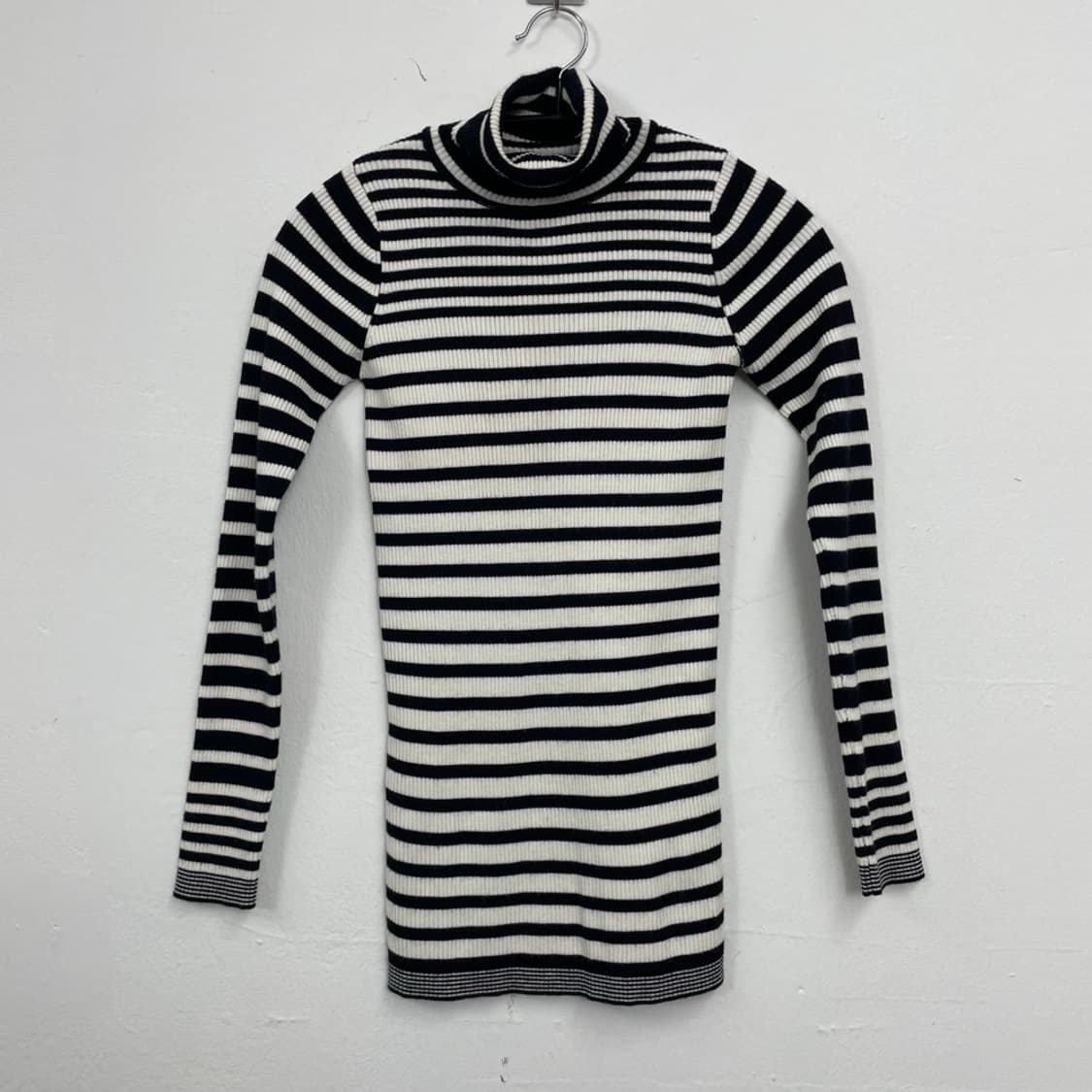 산드로 Sandro 스트라이프 골지 터틀넥 니트 1 상품이미지9