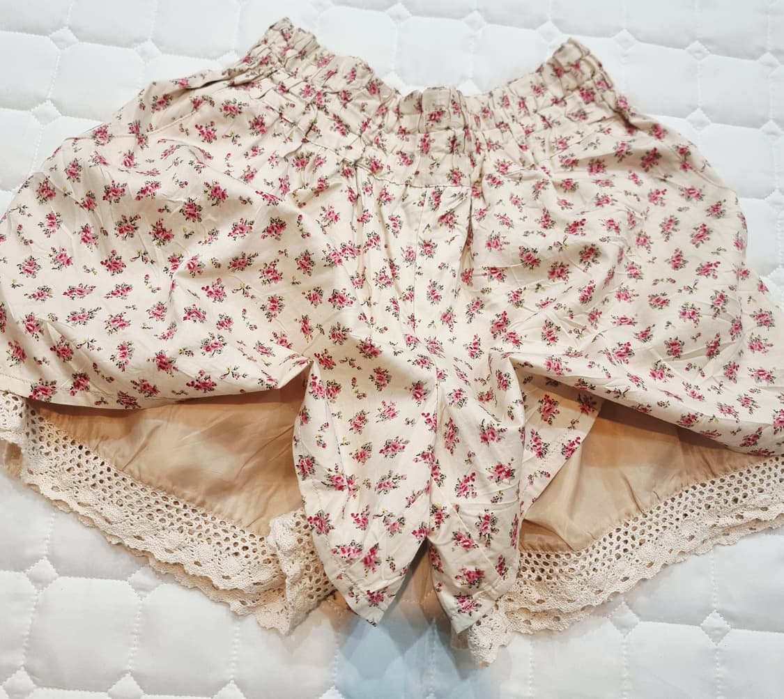 크림로즈 플라워 큐롯팬츠 / 레이스 라인 치마바지 상품이미지4