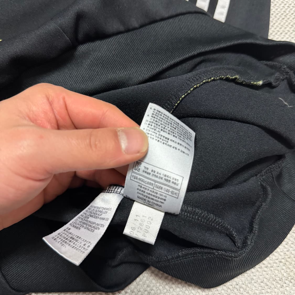 아디다스 첼시FC 트레이닝 맨투맨 상품이미지4