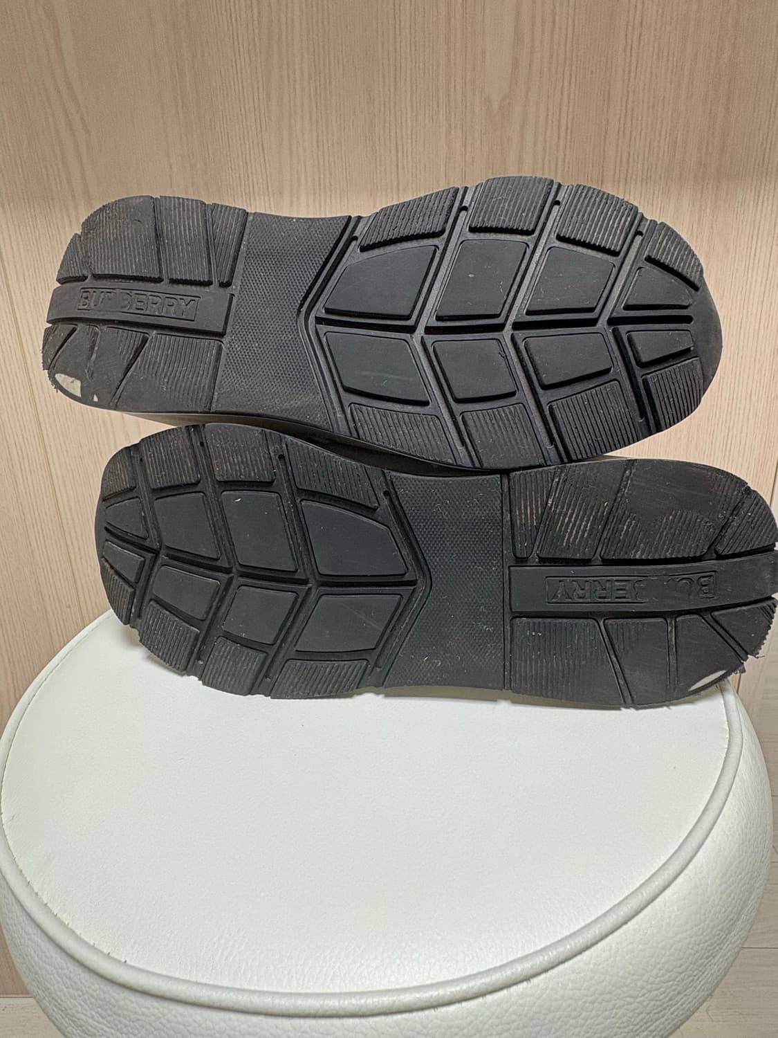 버버리 빈티지 체크 코튼 레더 스니커즈 다크 버치 브라운 상품이미지5