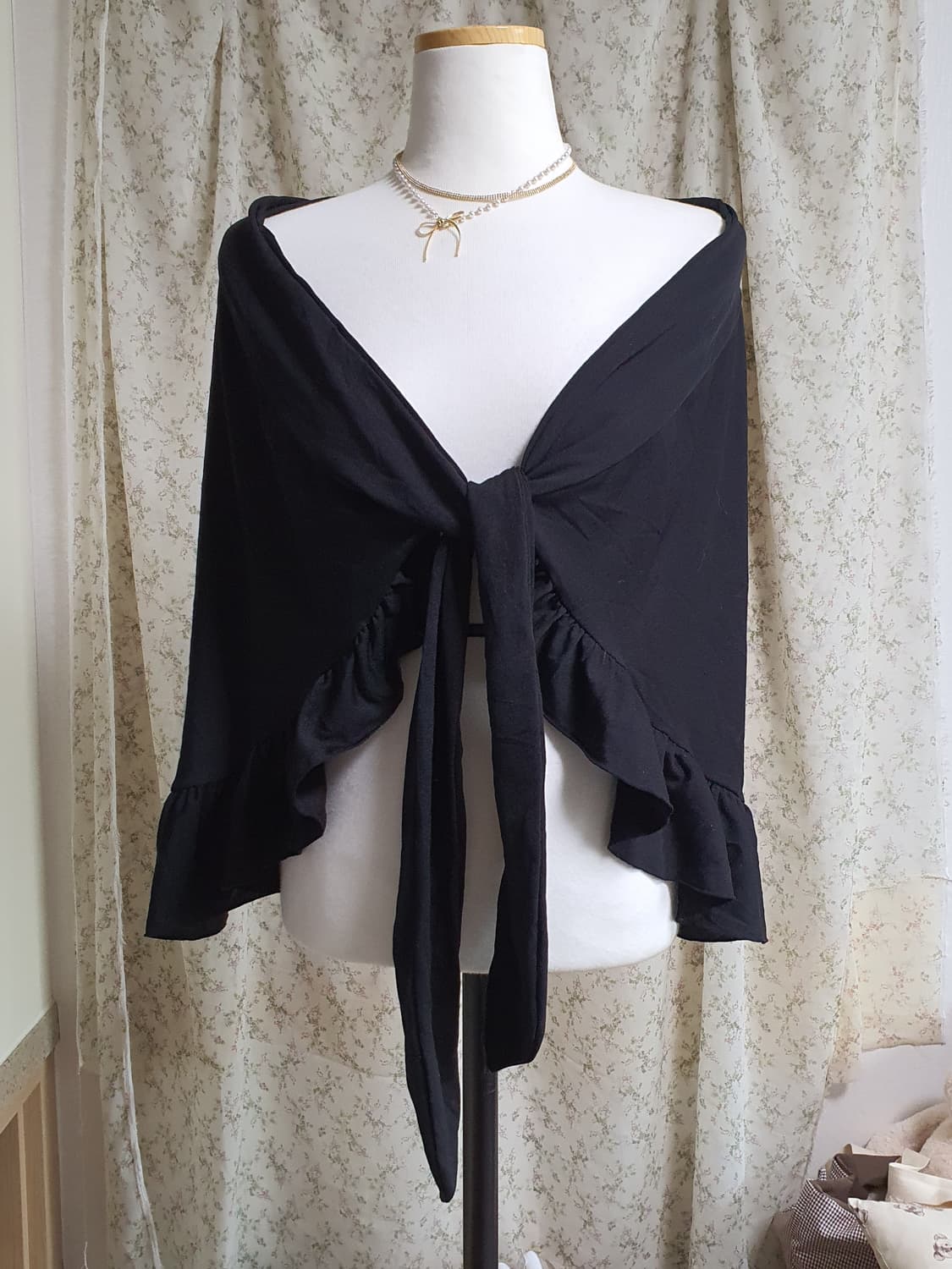 [일본빈티지] 검정색 프릴 매듭 볼레로 가디건 상품이미지1