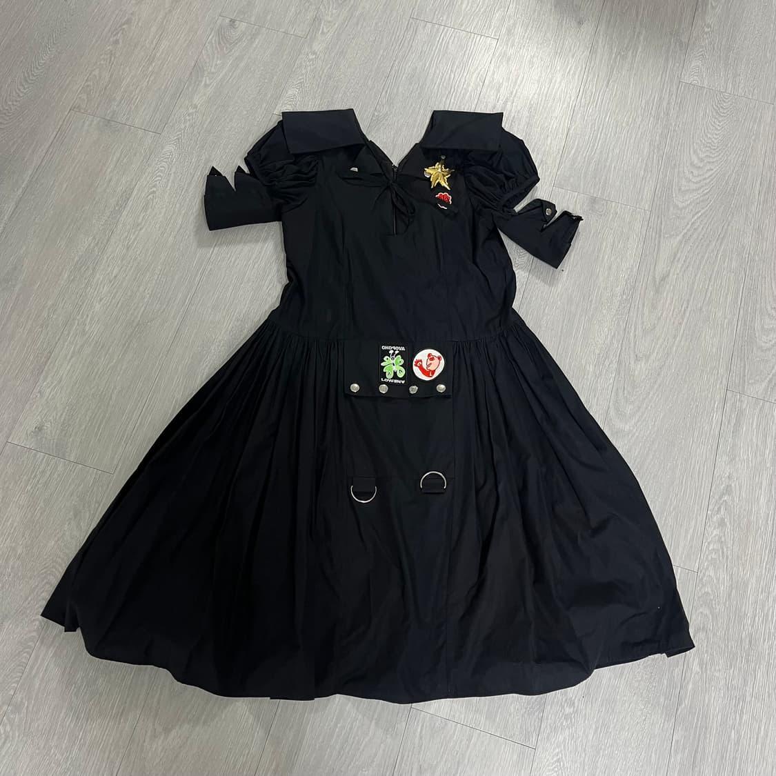 초포바 로위나 드레스 블랙 XS 상품이미지1