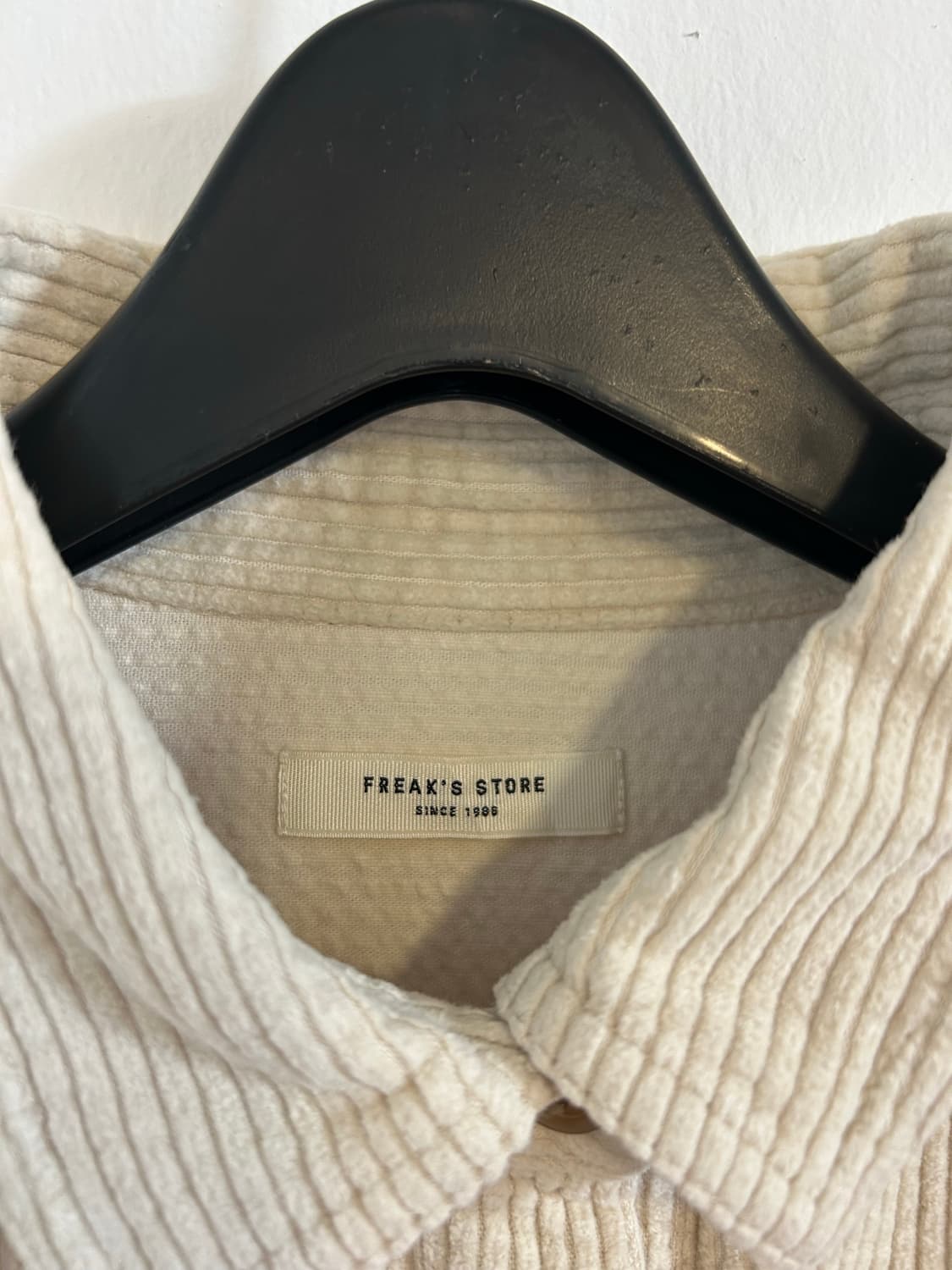 L027 프릭스 스토어 베이지 코듀로이 셔츠 자켓 상품이미지2