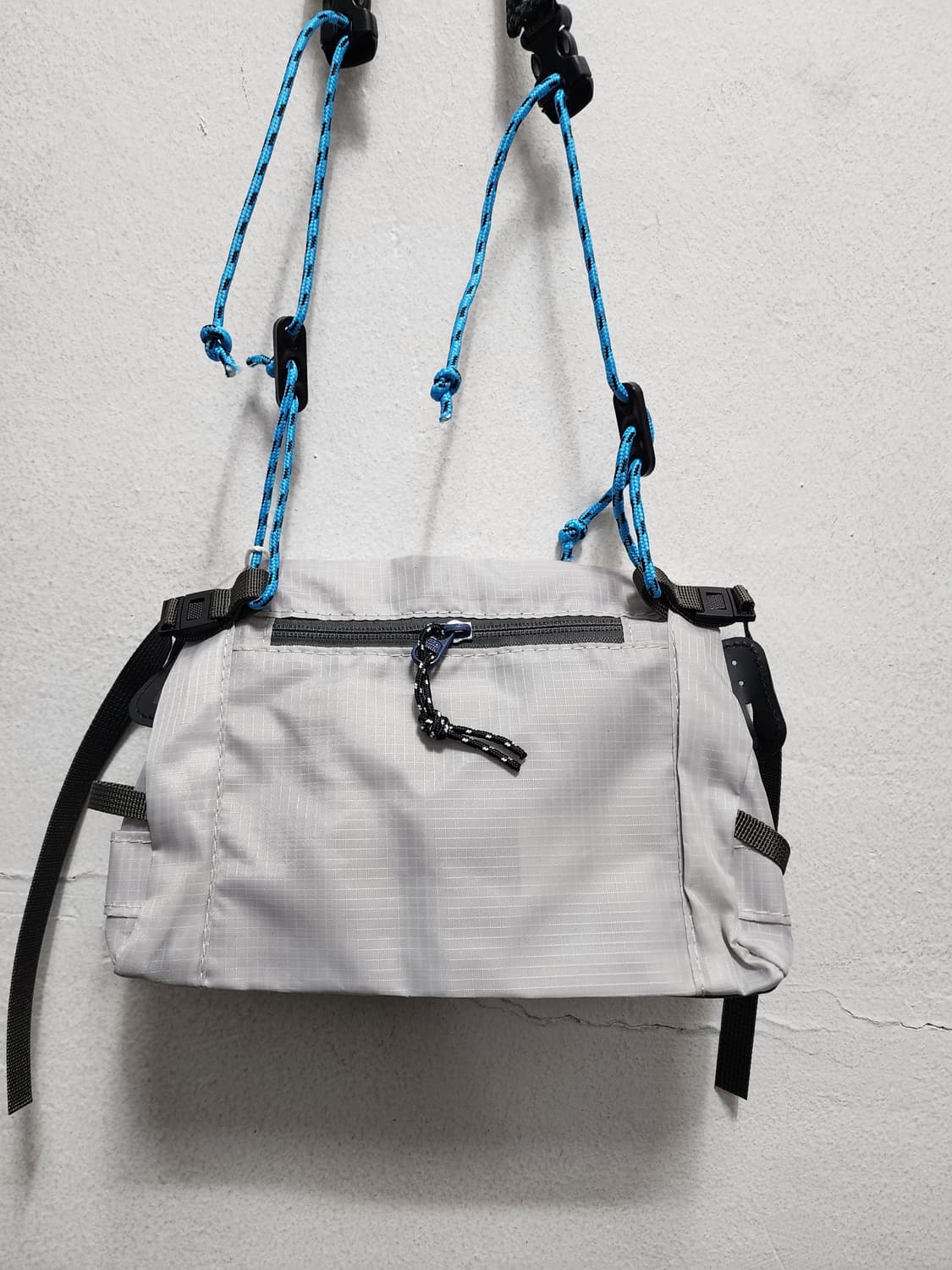 (새상품) 파타고니아 블랙/그레이 2개 울트라라이트 사코슈 크로스백 상품이미지2