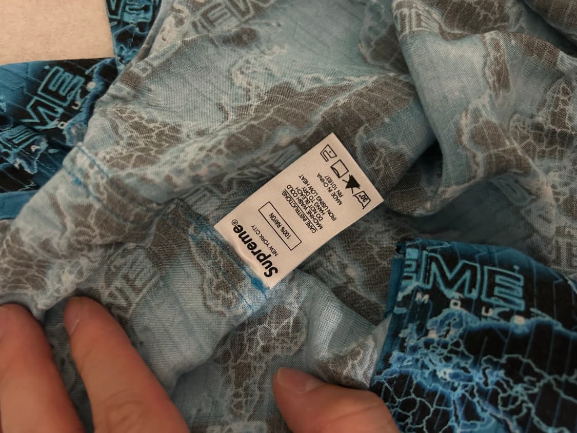 Supreme World Famous Rayon Shirt Cyan 상품이미지4