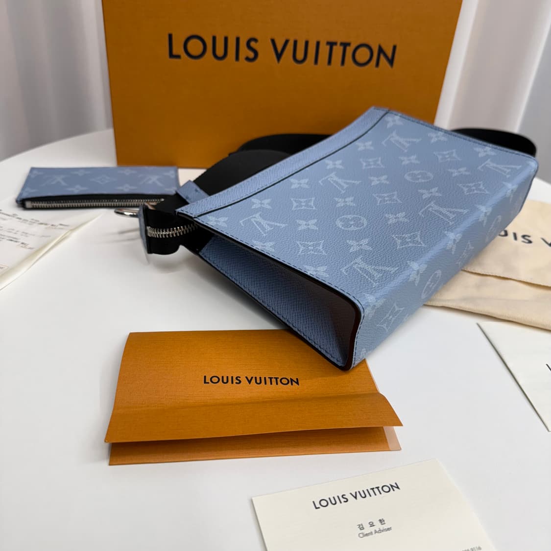 [25년/ 한정판] 루이비통 가스통 웨어러블 크로스백 스카이블루 상품이미지5