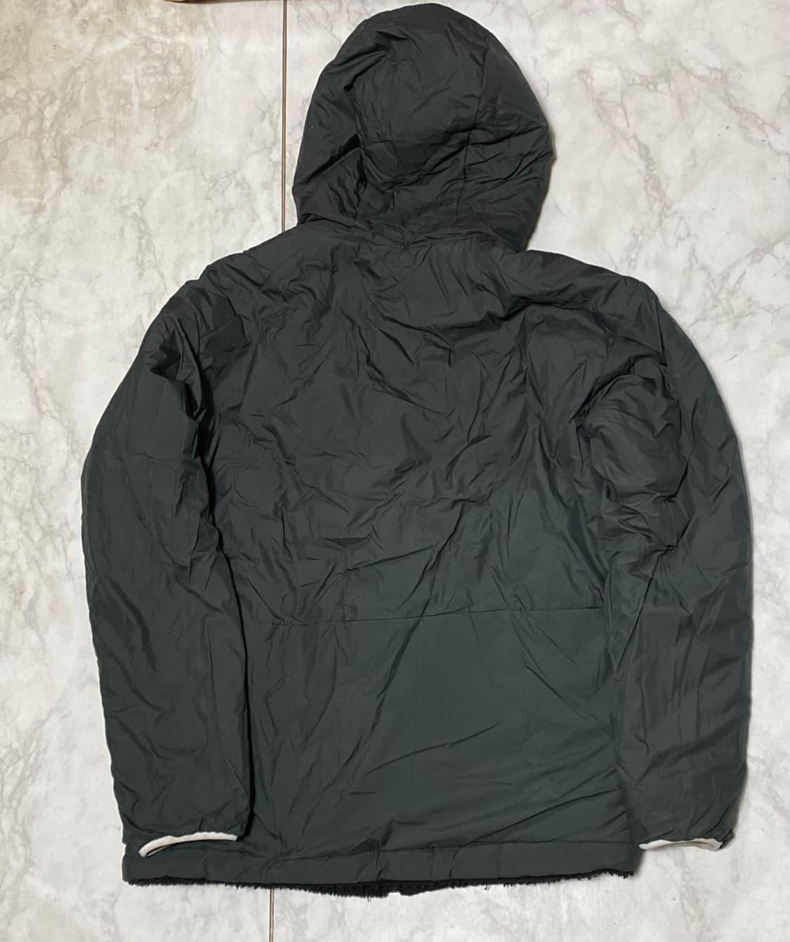 아디다스 후리스 양면 리버시블 패딩 105 사이즈 상품이미지4