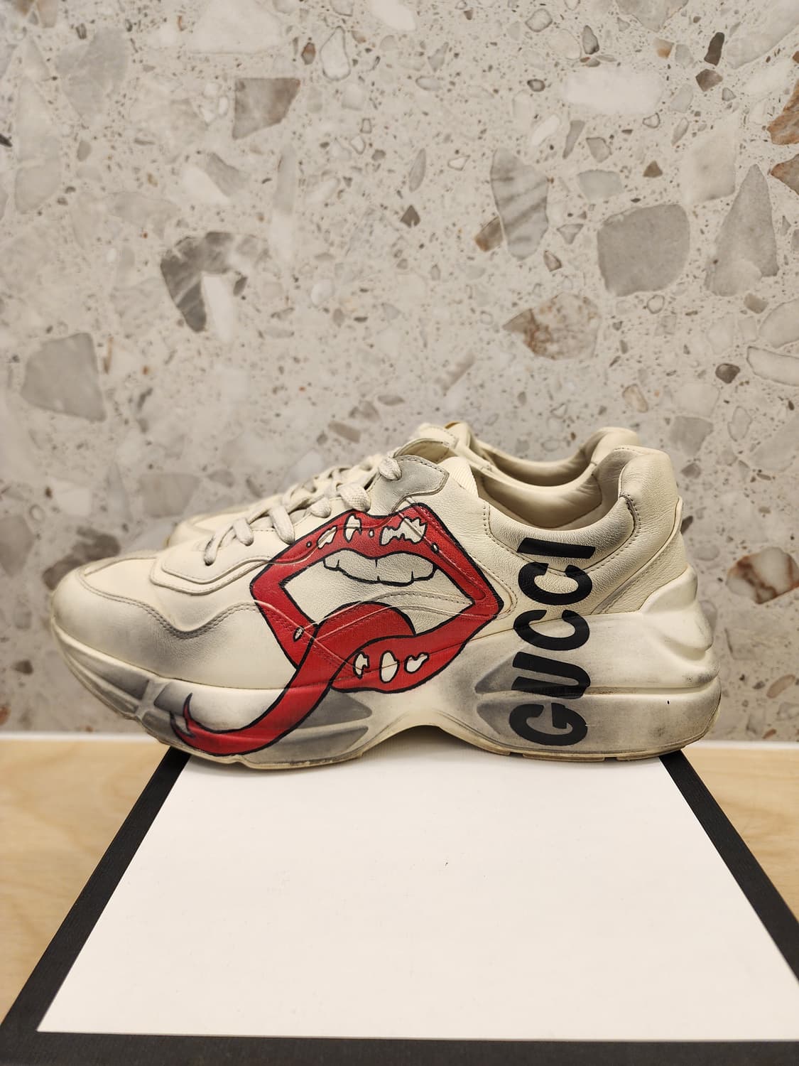 구찌 라이톤 더티 남성 스니커즈 41 552093 상품이미지2