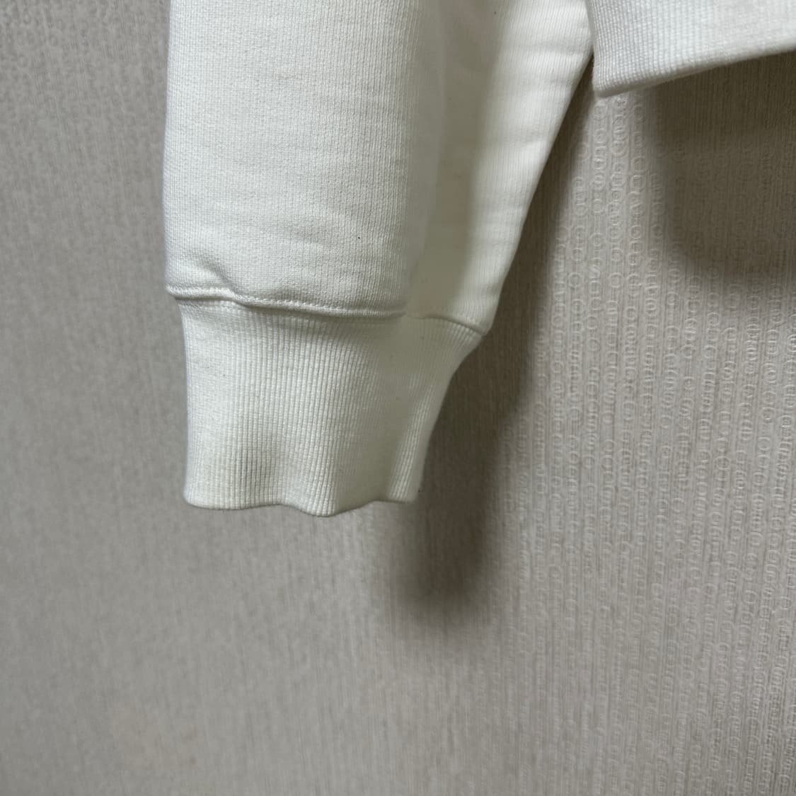 렉토 크롭 rc 맨투맨 화이트 상품이미지8