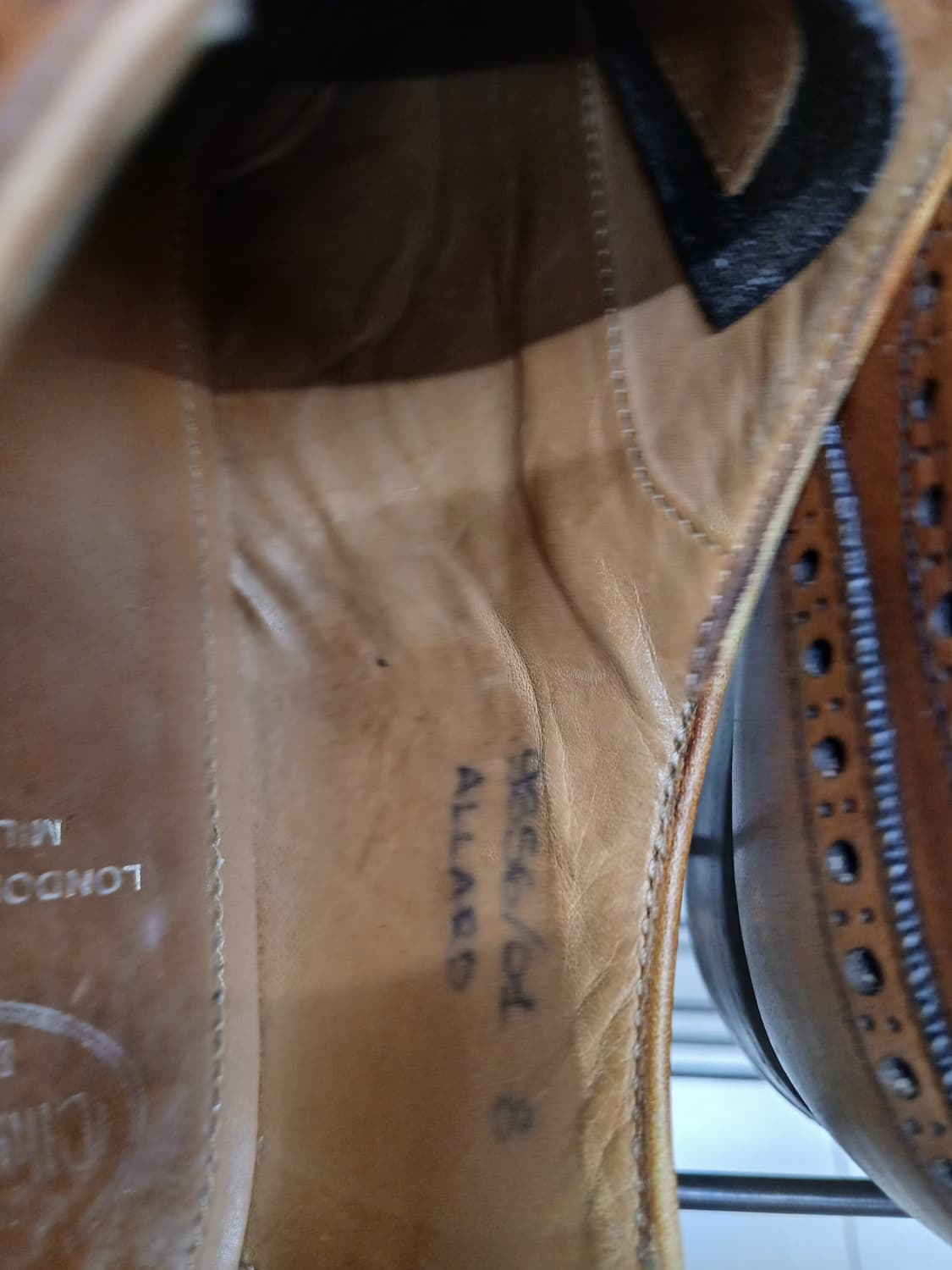 처치스 윙팁 270 시티레인지 상품이미지7