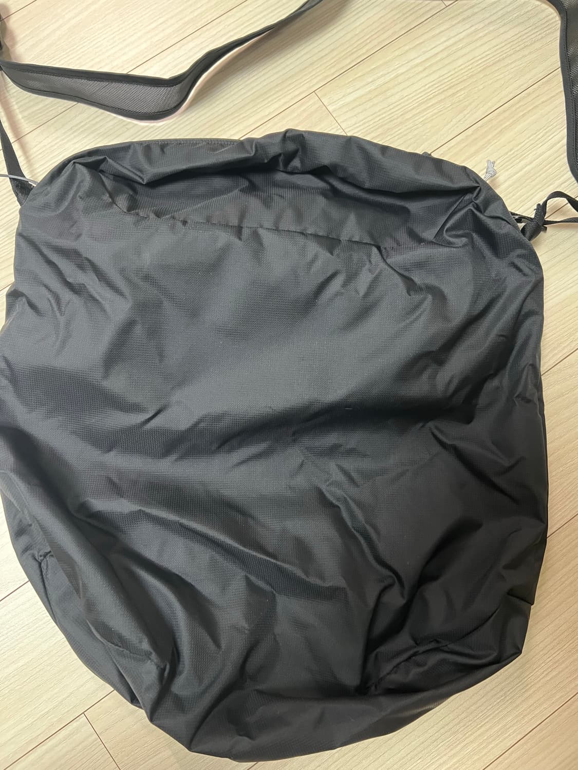 아크테릭스 헬리아드12L 토트백 상품이미지3