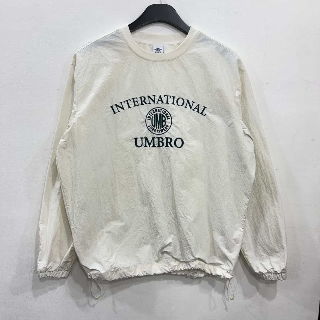 엄브로 웜업 상품이미지1