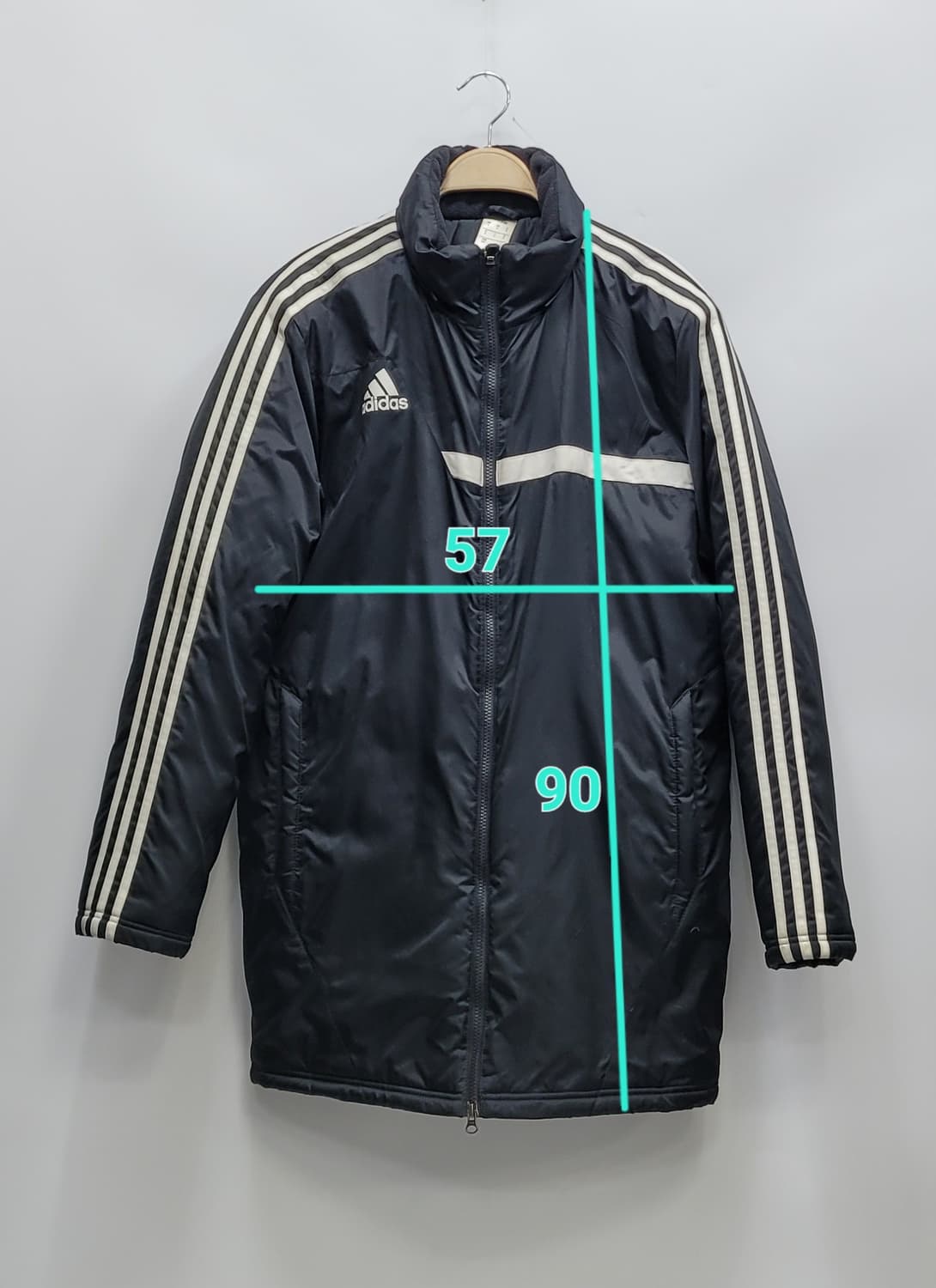 adidas 아디다스 삼선 에센셜 벤치 롱 패딩 / 남 M 블랙
 상품이미지9