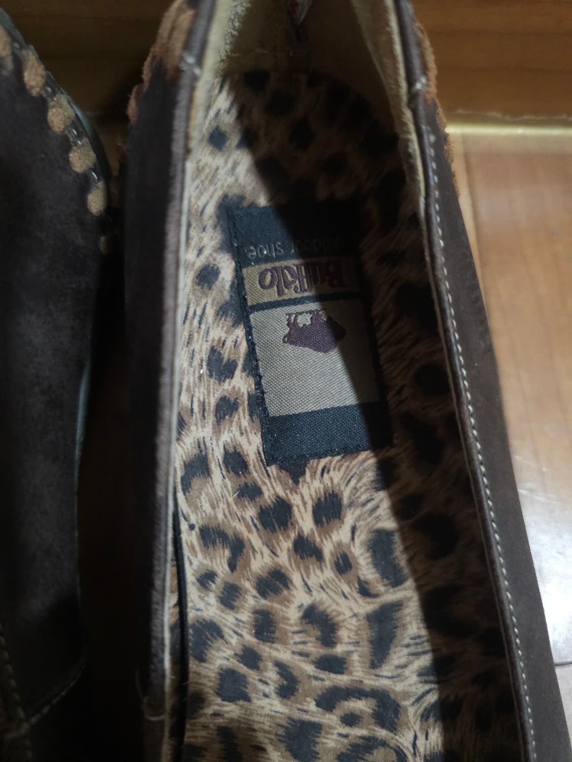 새상품)버팔로 여성 브라운 태슬 로퍼 모카신240 상품이미지3