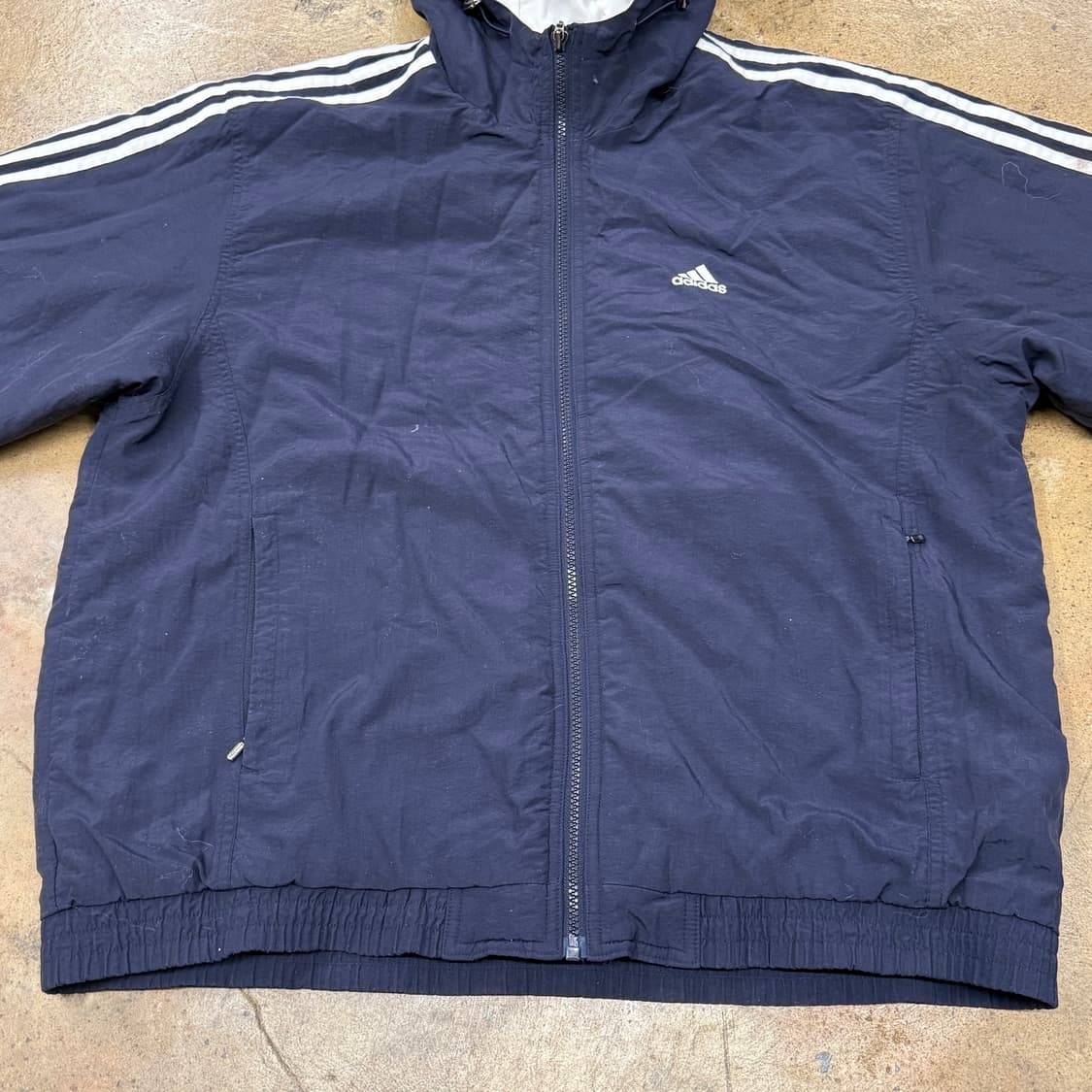 아디다스 네이비 패딩 점퍼 자켓 상품이미지3